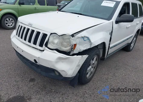 2008 Jeep Grand Cherokee Laredo z USA, uszkodzony, nr VIN 1J8HR48N98C237539